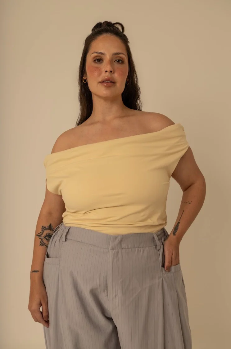 blusa ombro a ombro clássica - Image 4