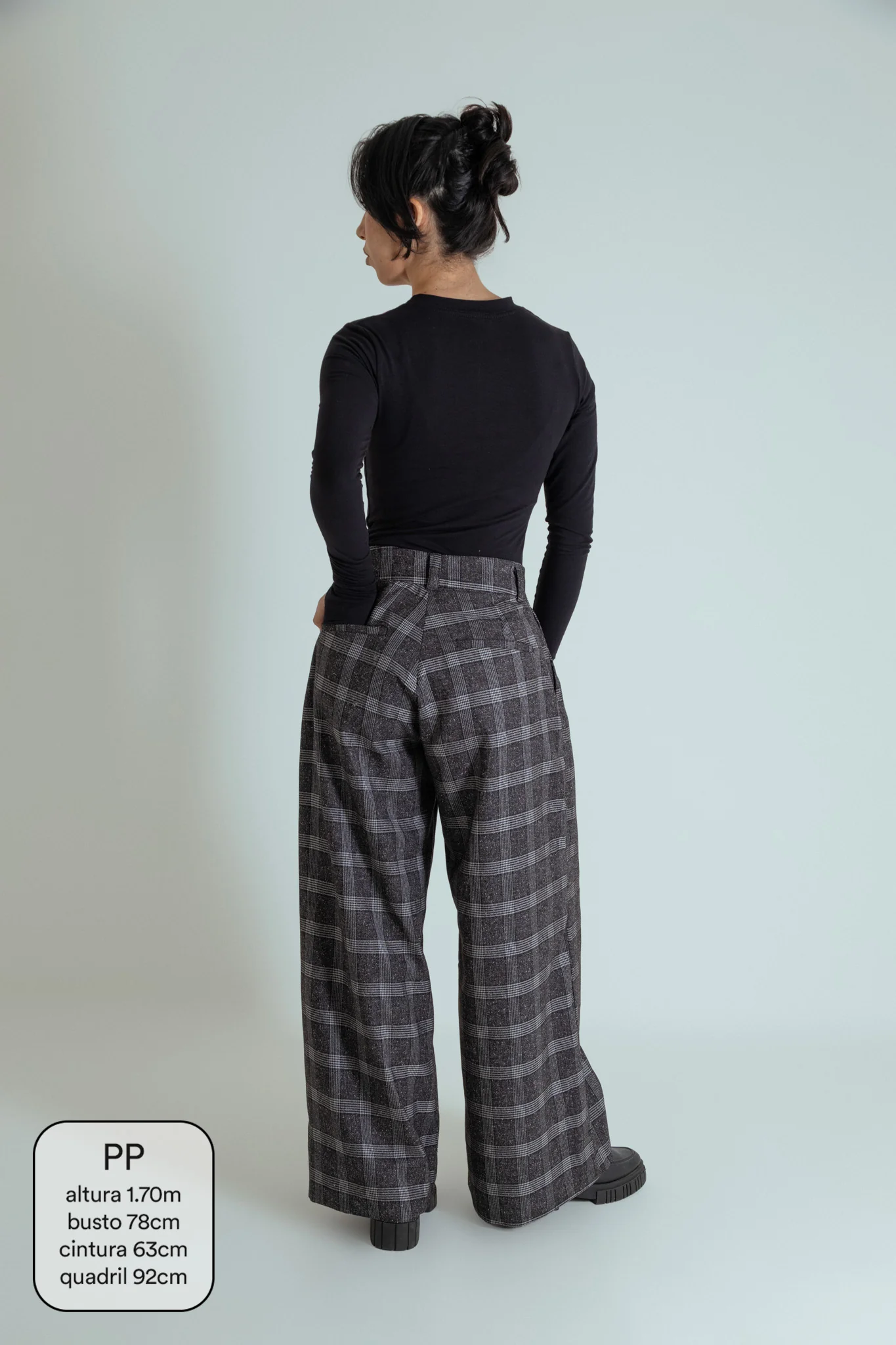 calça alfaiataria ajustável xadrez chefa - Image 13