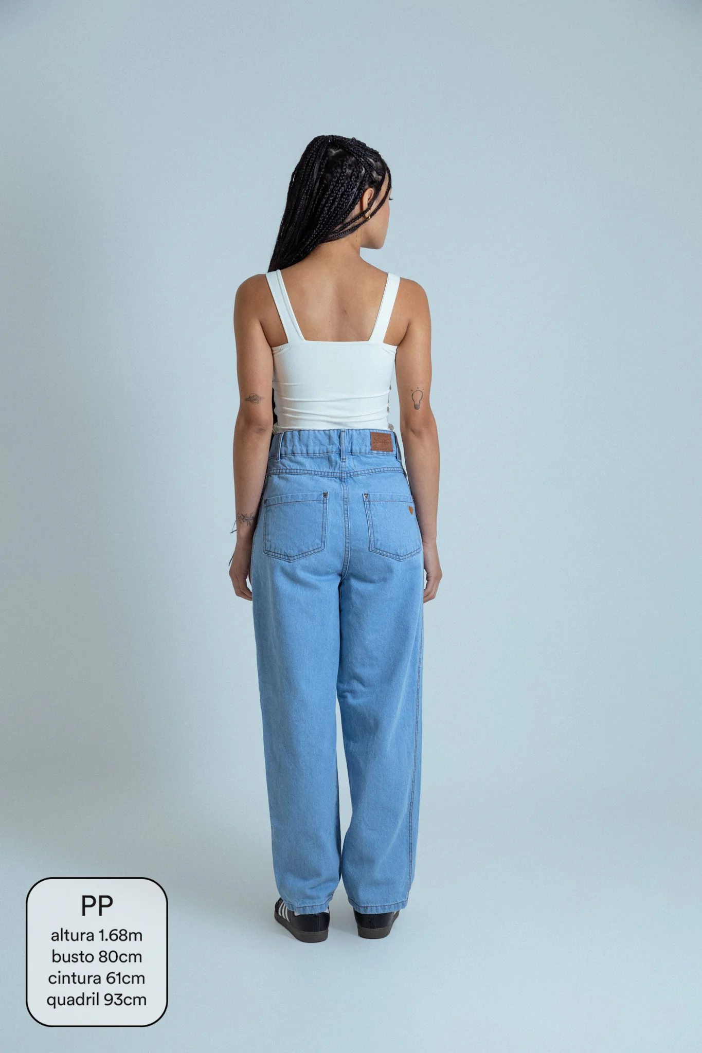 calça jeans ajustável mom light blue - Image 11