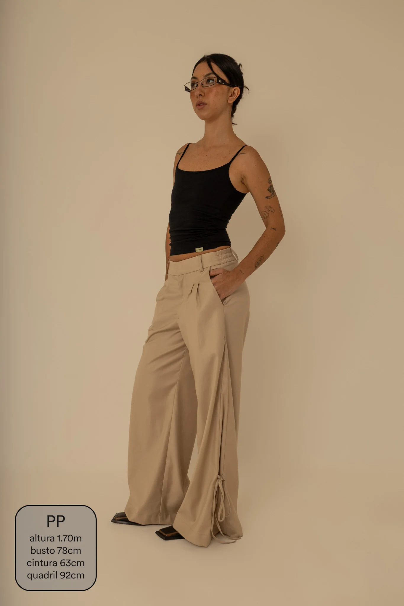 calça laço | calça alfaiataria com amarração na barra - Image 13