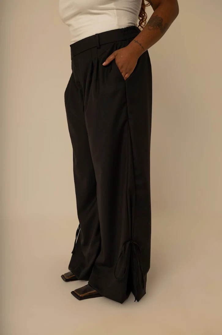 calça laço | calça alfaiataria com amarração na barra - Image 16