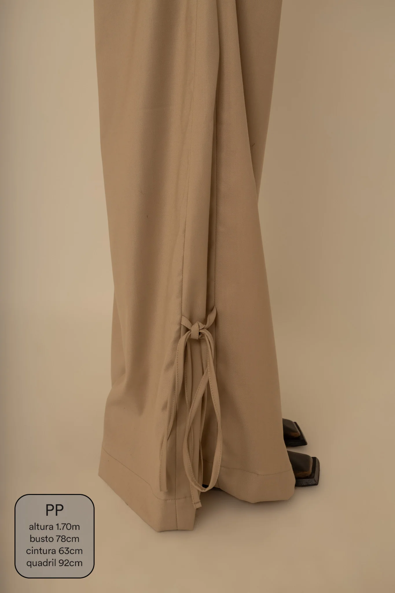 calça laço | calça alfaiataria com amarração na barra - Image 6