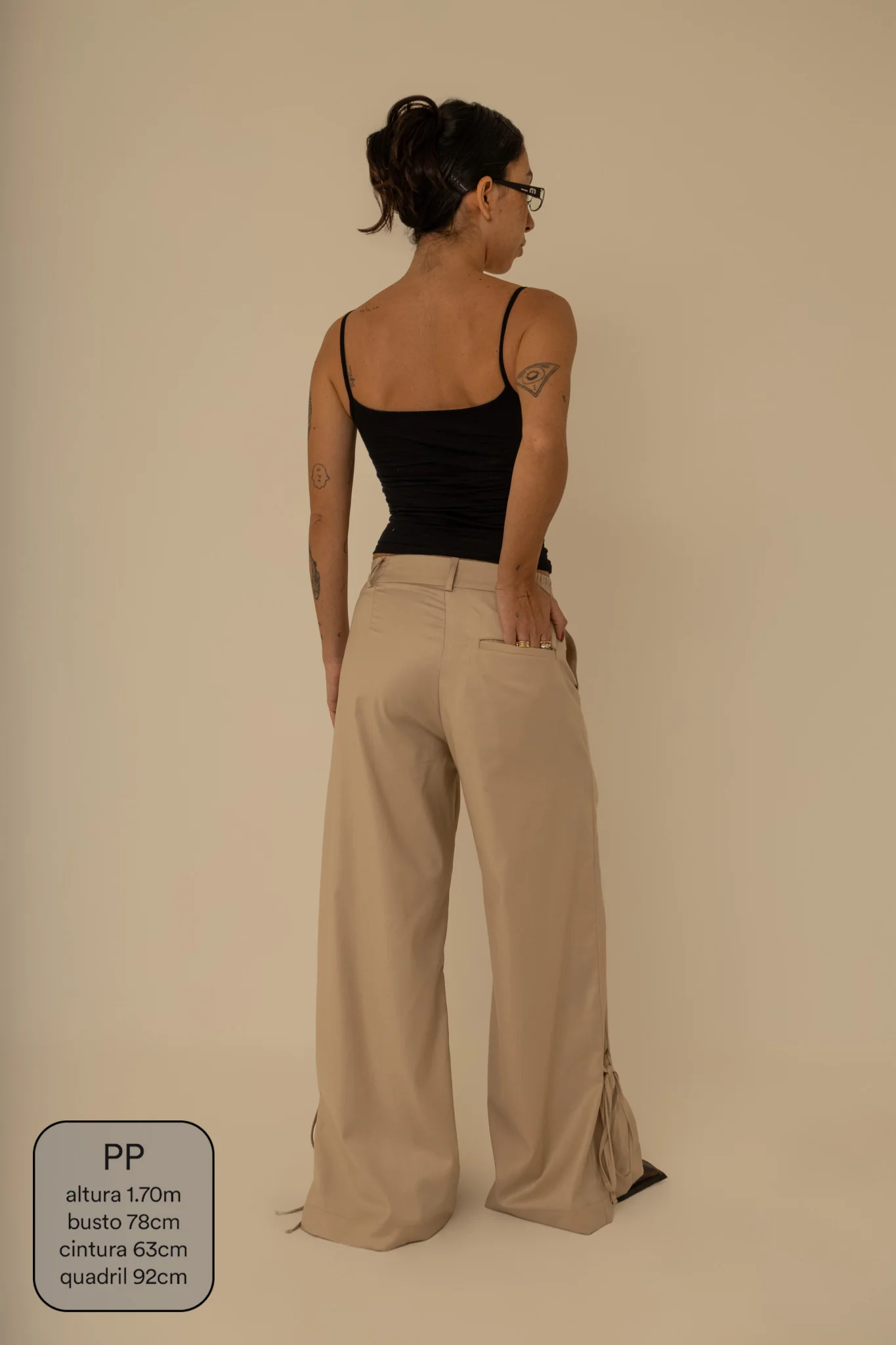 calça laço | calça alfaiataria com amarração na barra - Image 8