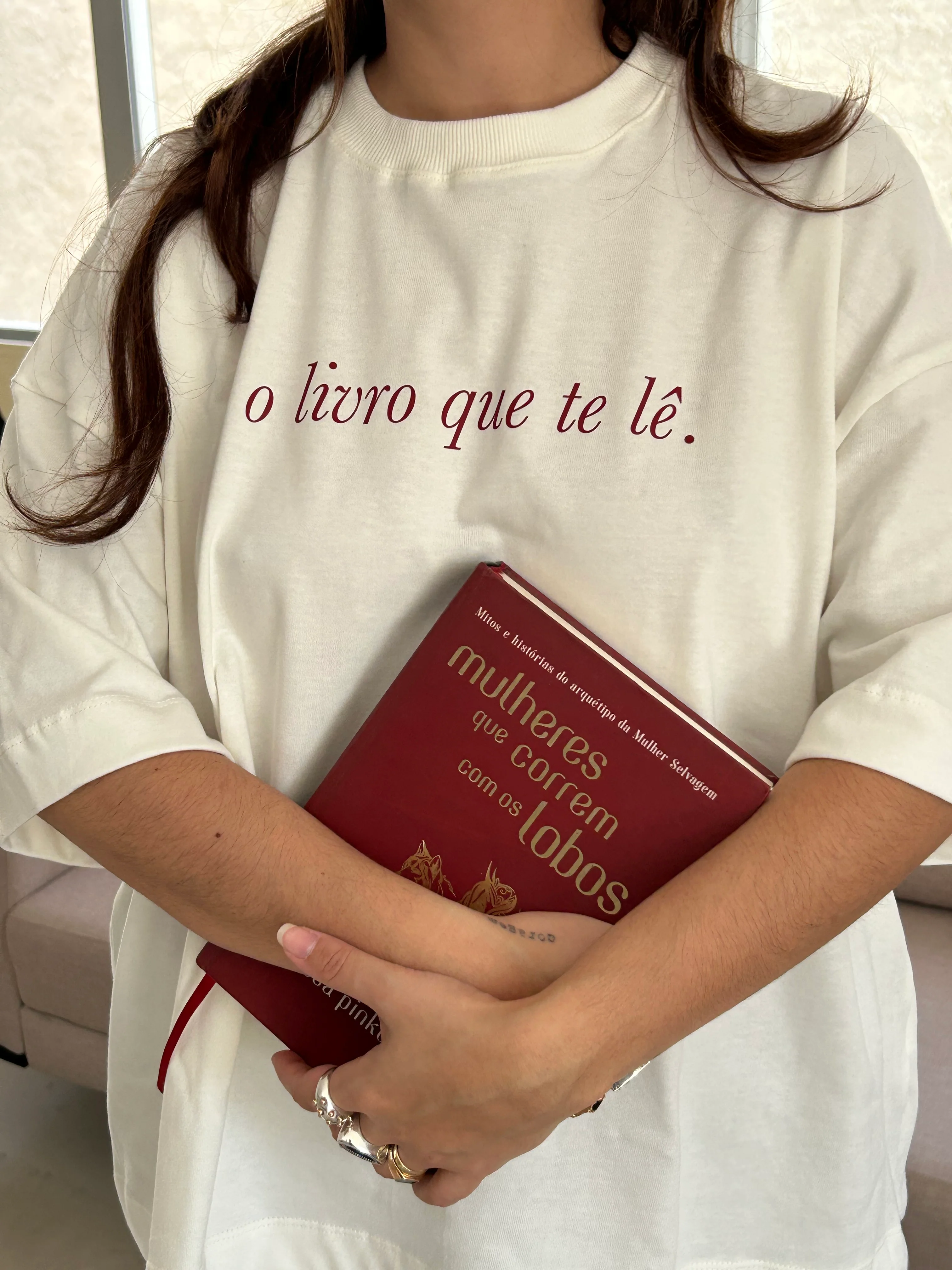 camisetão o livro que te lê collab manu xavier - Image 5