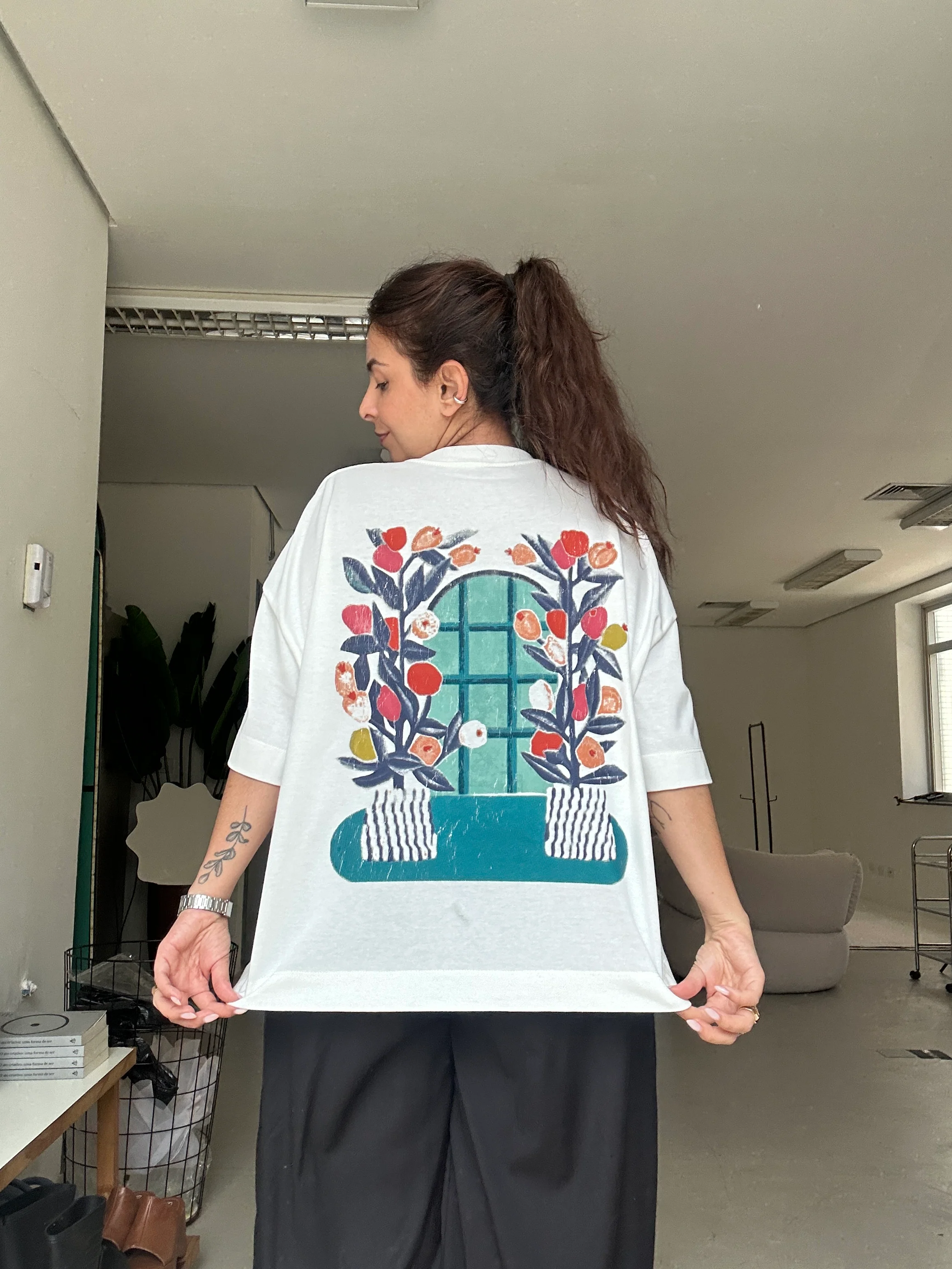 camisetão romance collab tarsila do amaral - Image 3