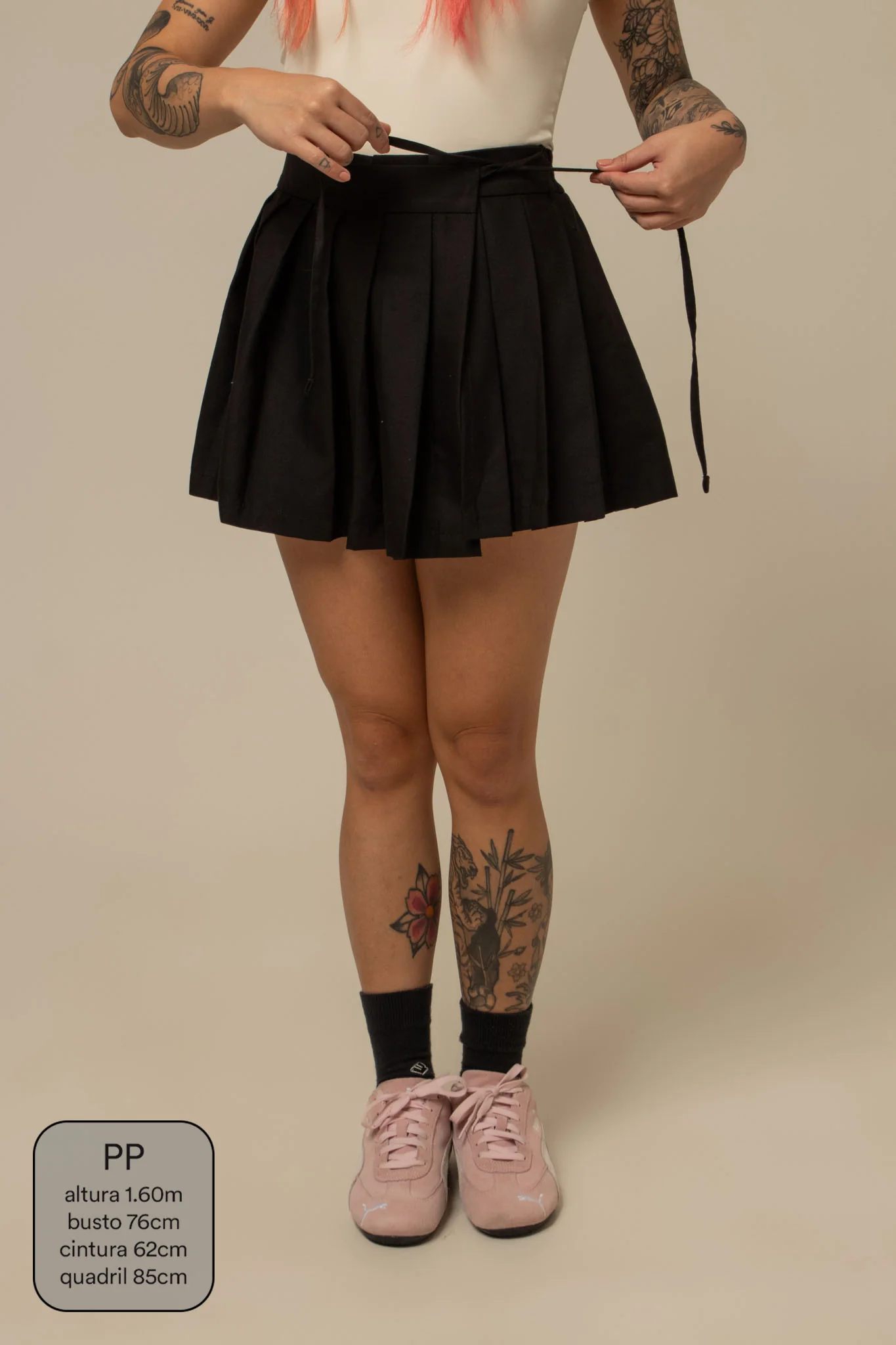 mini saia shorts plissada chefa - Image 16
