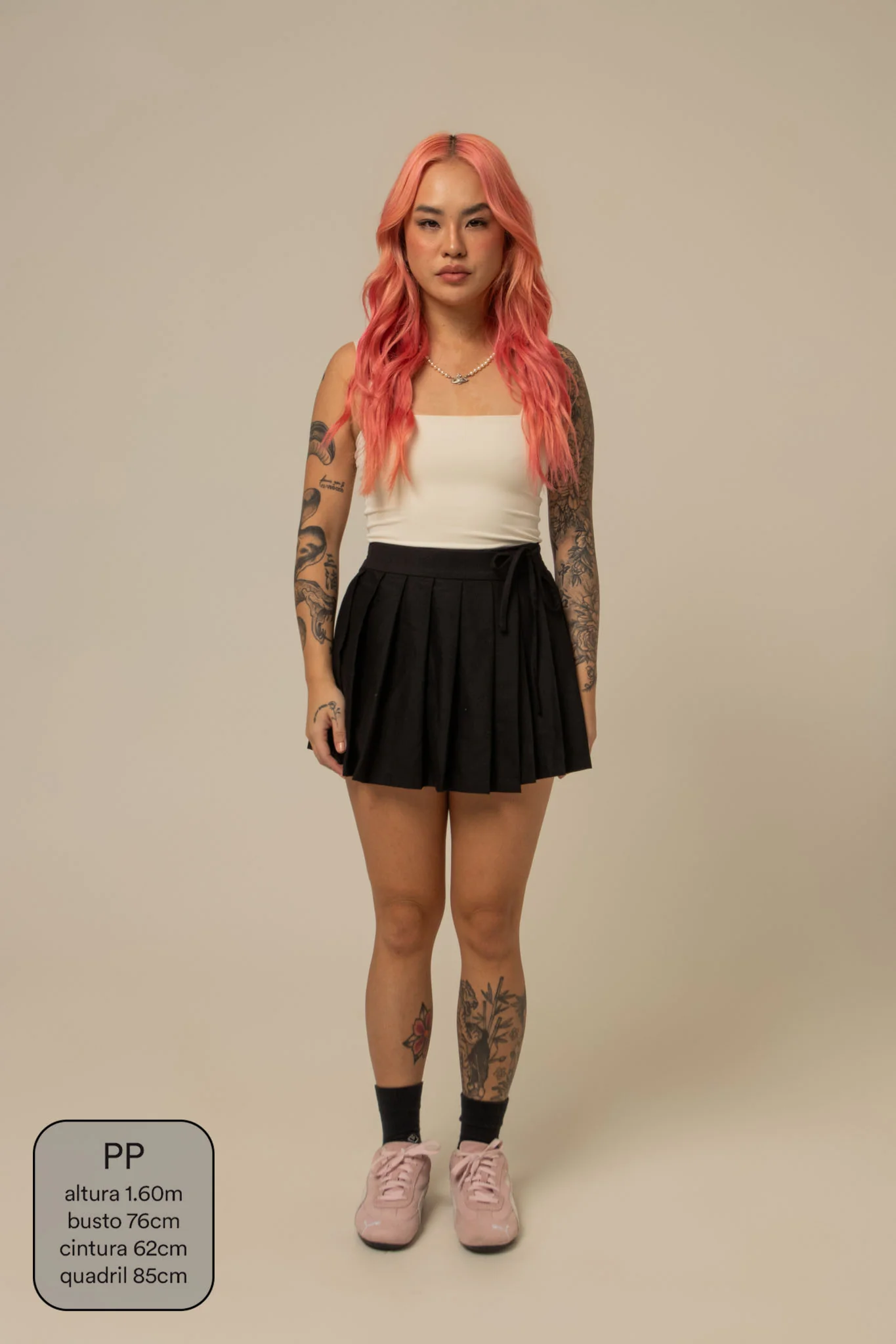 mini saia shorts plissada chefa - Image 17