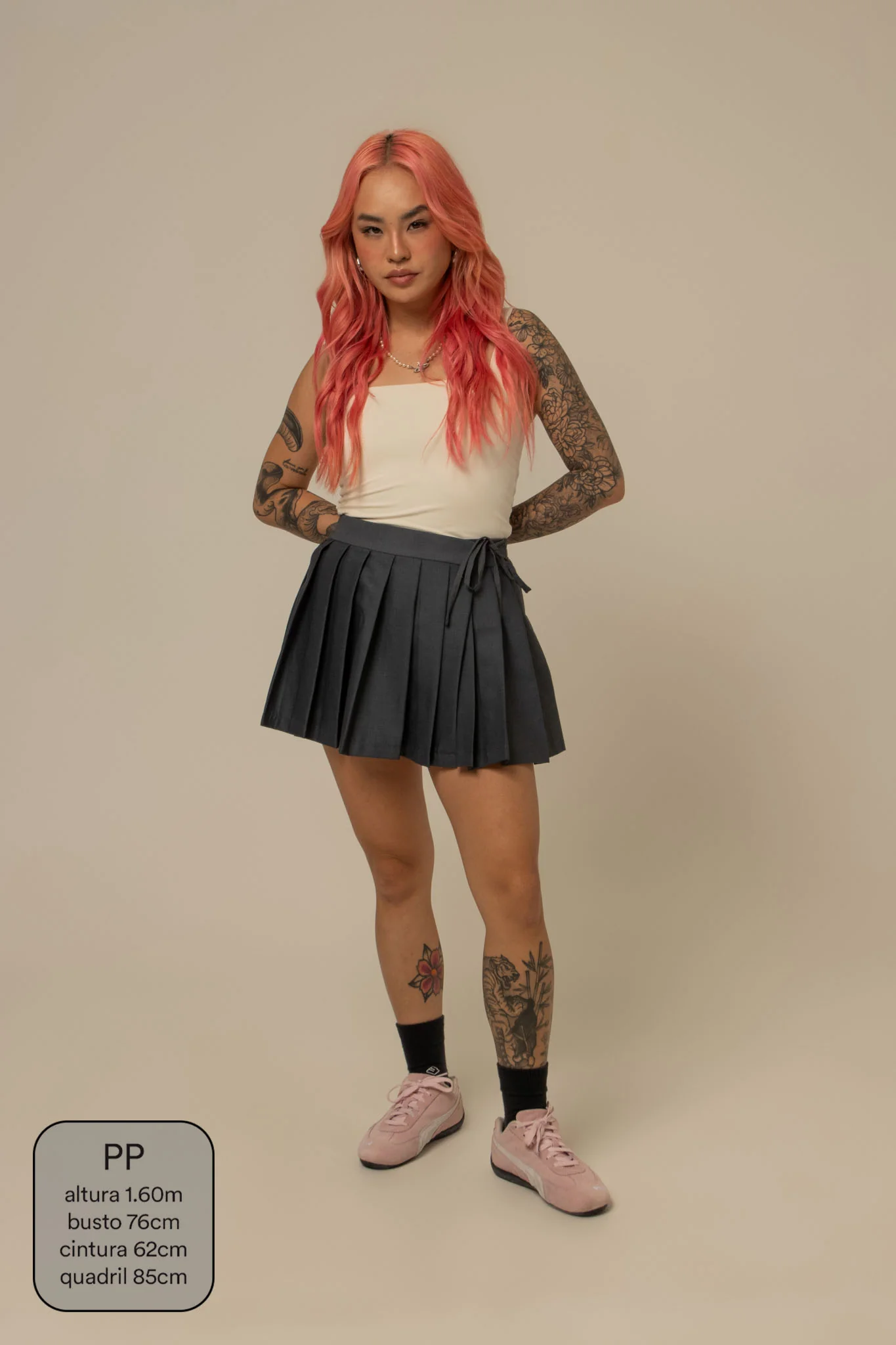 mini saia shorts plissada chefa - Image 18
