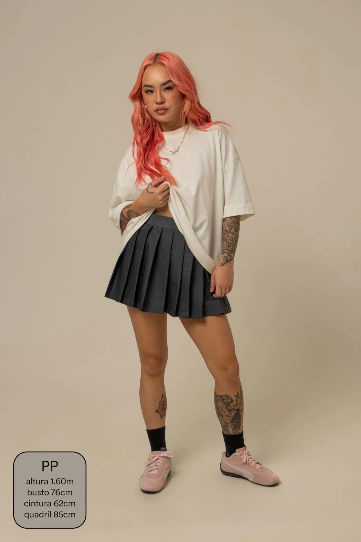 mini saia shorts plissada chefa - Image 31