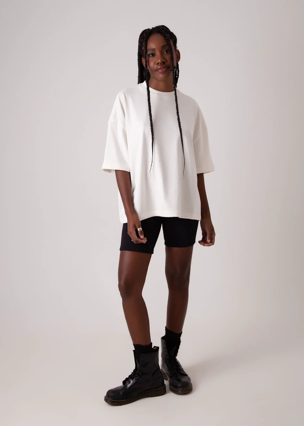 seu camisetão preferido | camiseta oversized básica - Image 49