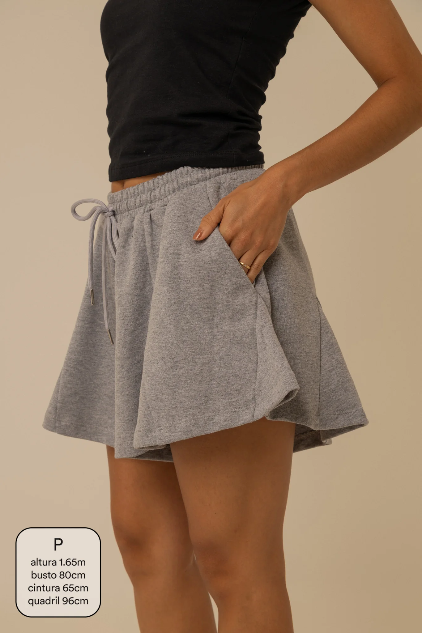 short de moletom recortes cozy | short moletom feminino com cós de elástico e cordão - Image 17