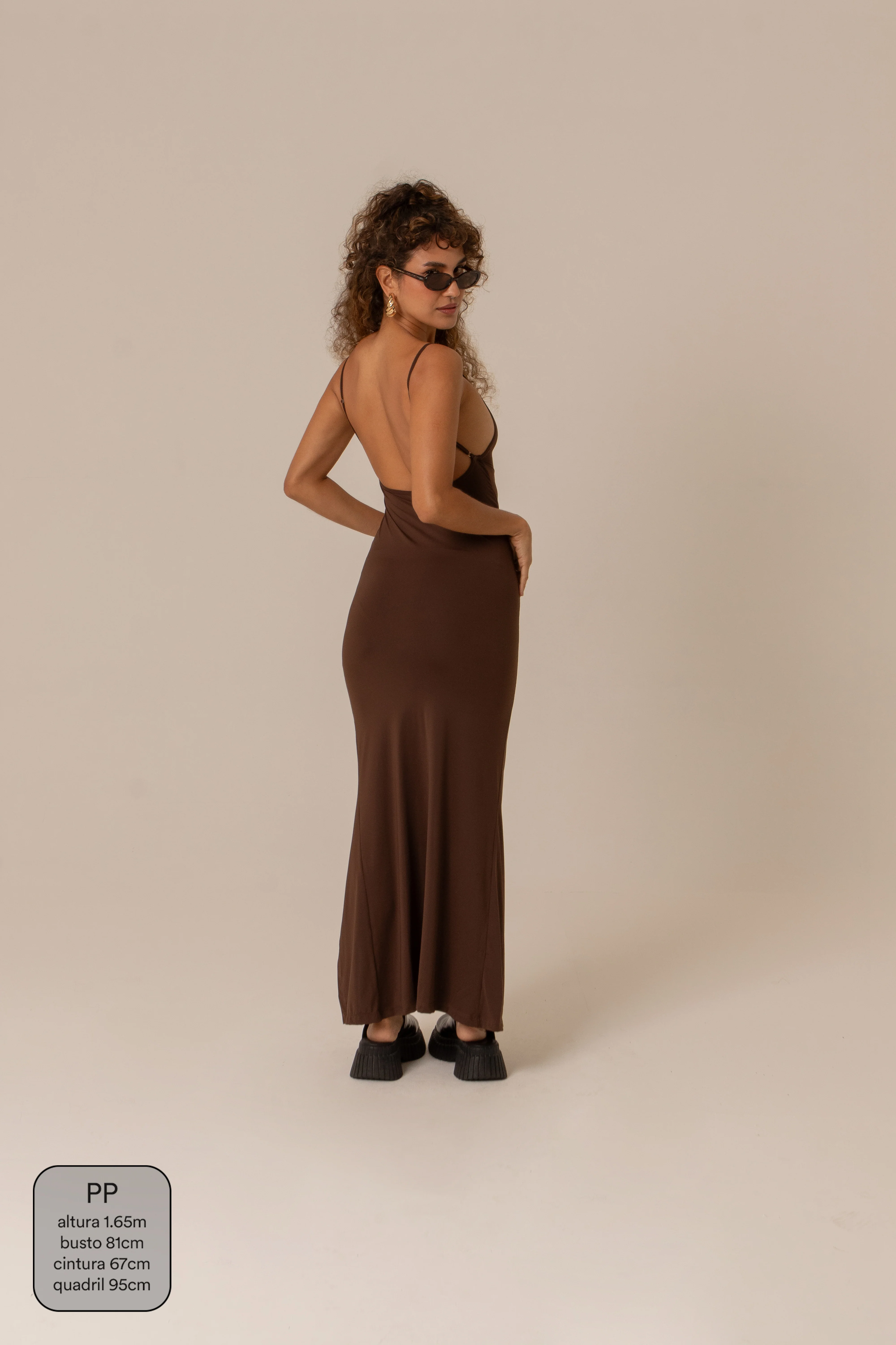 vestido kim | vestido com costas abertas e fenda - Image 15