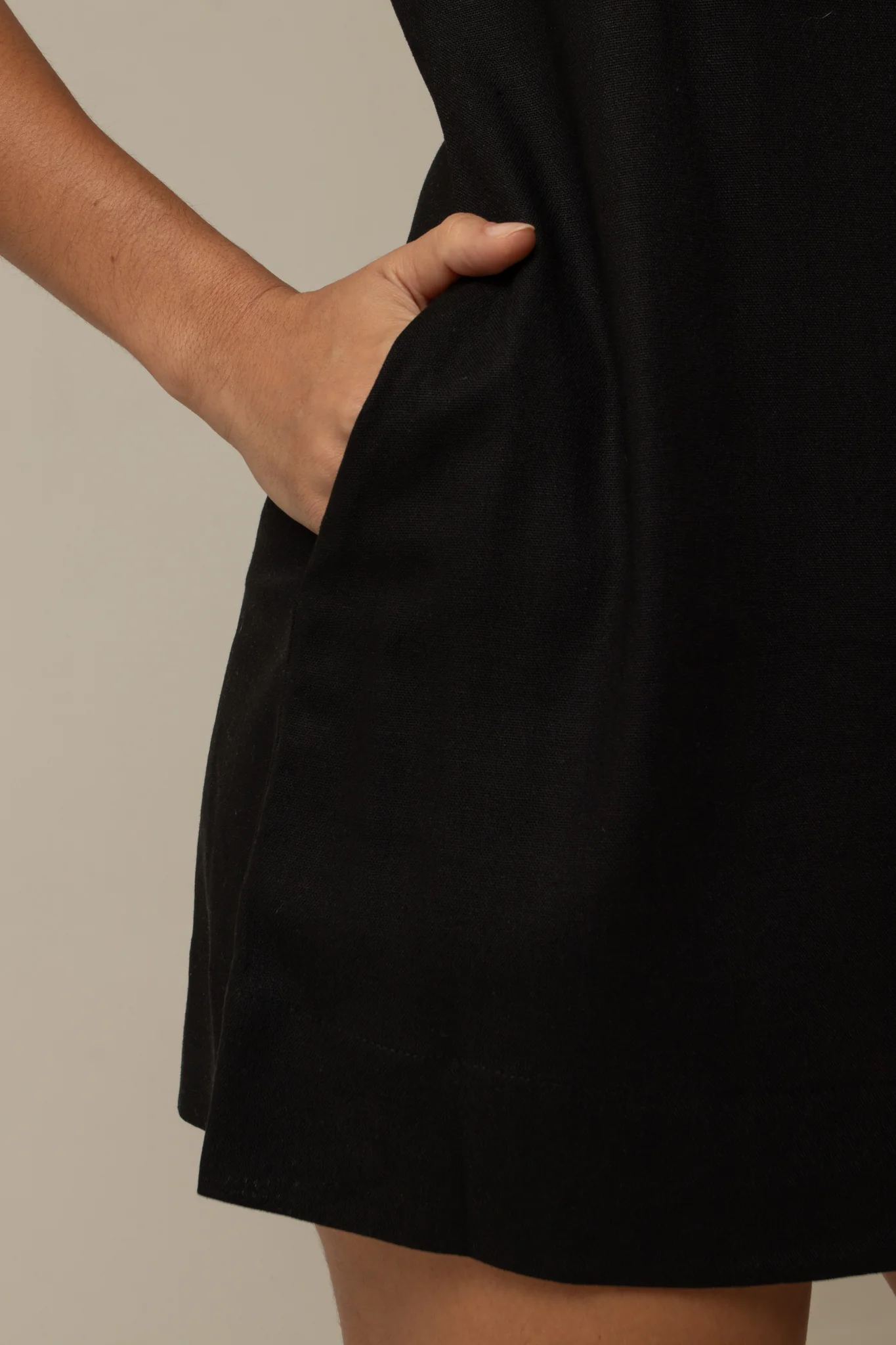 vestido sossego curto | vestido reto de viscolinho - Image 24