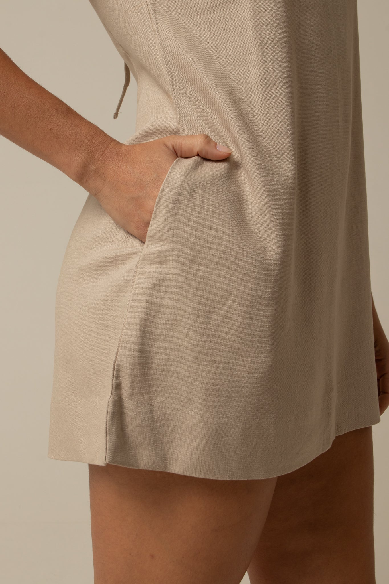 vestido sossego curto | vestido reto de viscolinho - Image 39